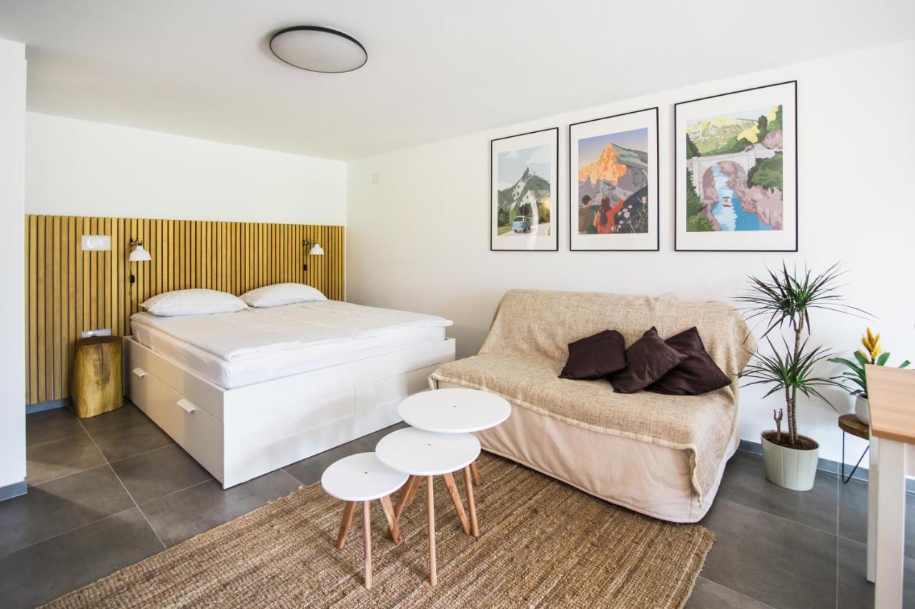 Apartma Lojz โบเว็ก ภายนอก รูปภาพ